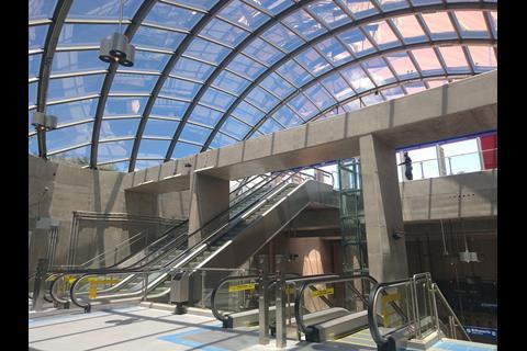 br-sao_paulo_metro_eucaliptos_station_1.jpg